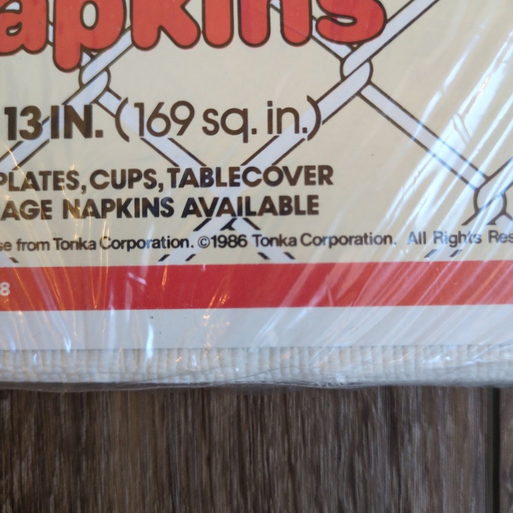 NIP Vintage 80s Pound Puppies Paper Birthday Napkins (16) - Retro Childhood - Picture 7 of 7